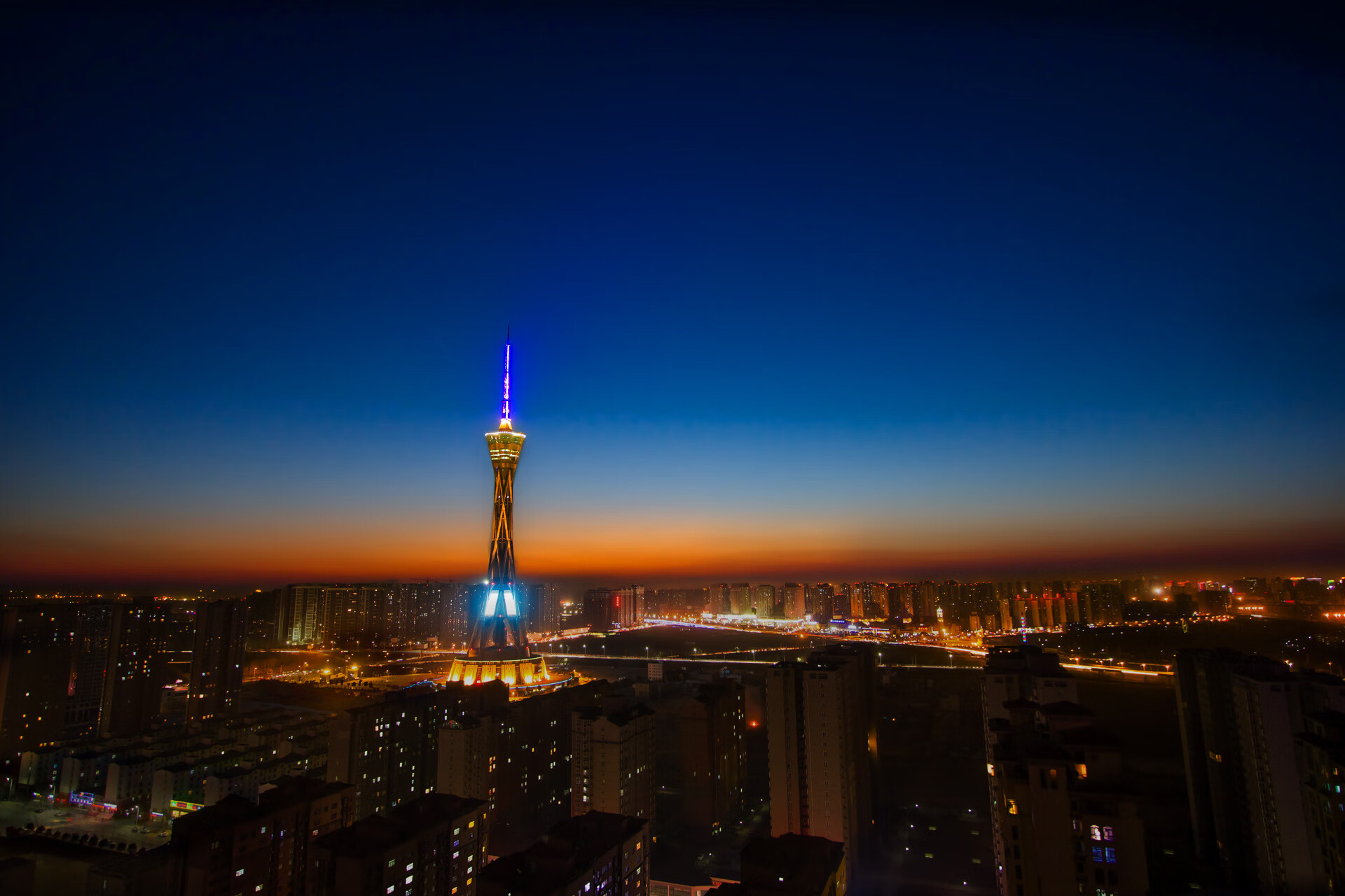 开云体育APP下载-巴黎圣日耳曼半场领先，最终被逆转，巴黎圣日耳曼全场