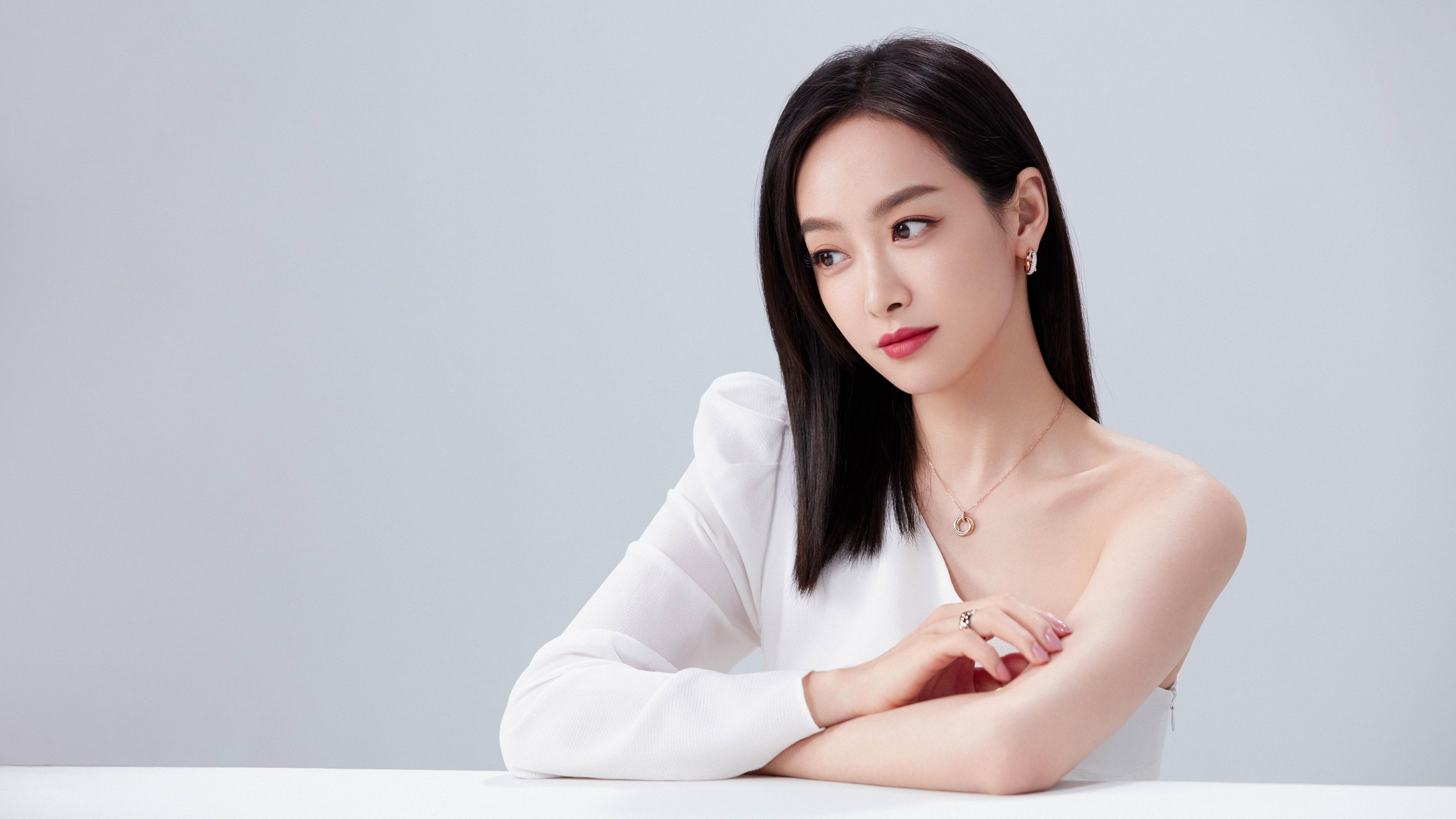 开云官方网页登录-NBA联盟多语言解说策略与国际观众吸引研究,nba解说常用英语